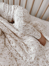 Load image into Gallery viewer, CLOUD BLANKET : Mini / Mini Floral / 1.0