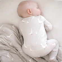 Load image into Gallery viewer, CONVERTIBLE PJ : 3-6m / Goose
