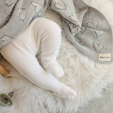 Load image into Gallery viewer, 100% Luxury Cotton Receiving Swaddle Baby Blanket - Heart: Cream
