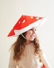 Load image into Gallery viewer, 100% Mulberry Silk Kids Mushroom Hat

