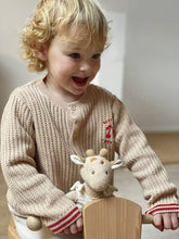 Load image into Gallery viewer, Leonie Giraffe Doudou Pocket
